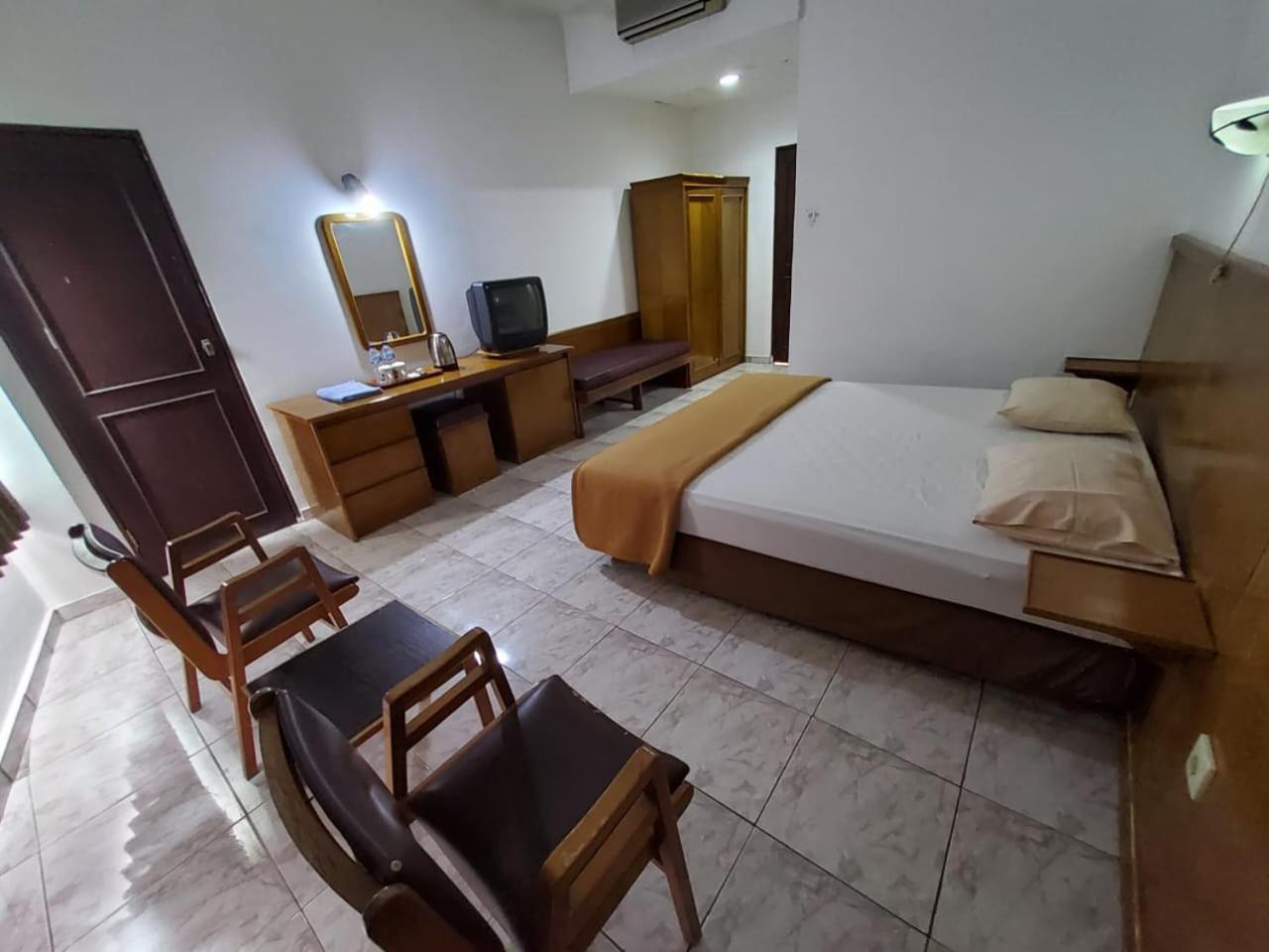 Hotel Kumala Samudra Cikakak Εξωτερικό φωτογραφία