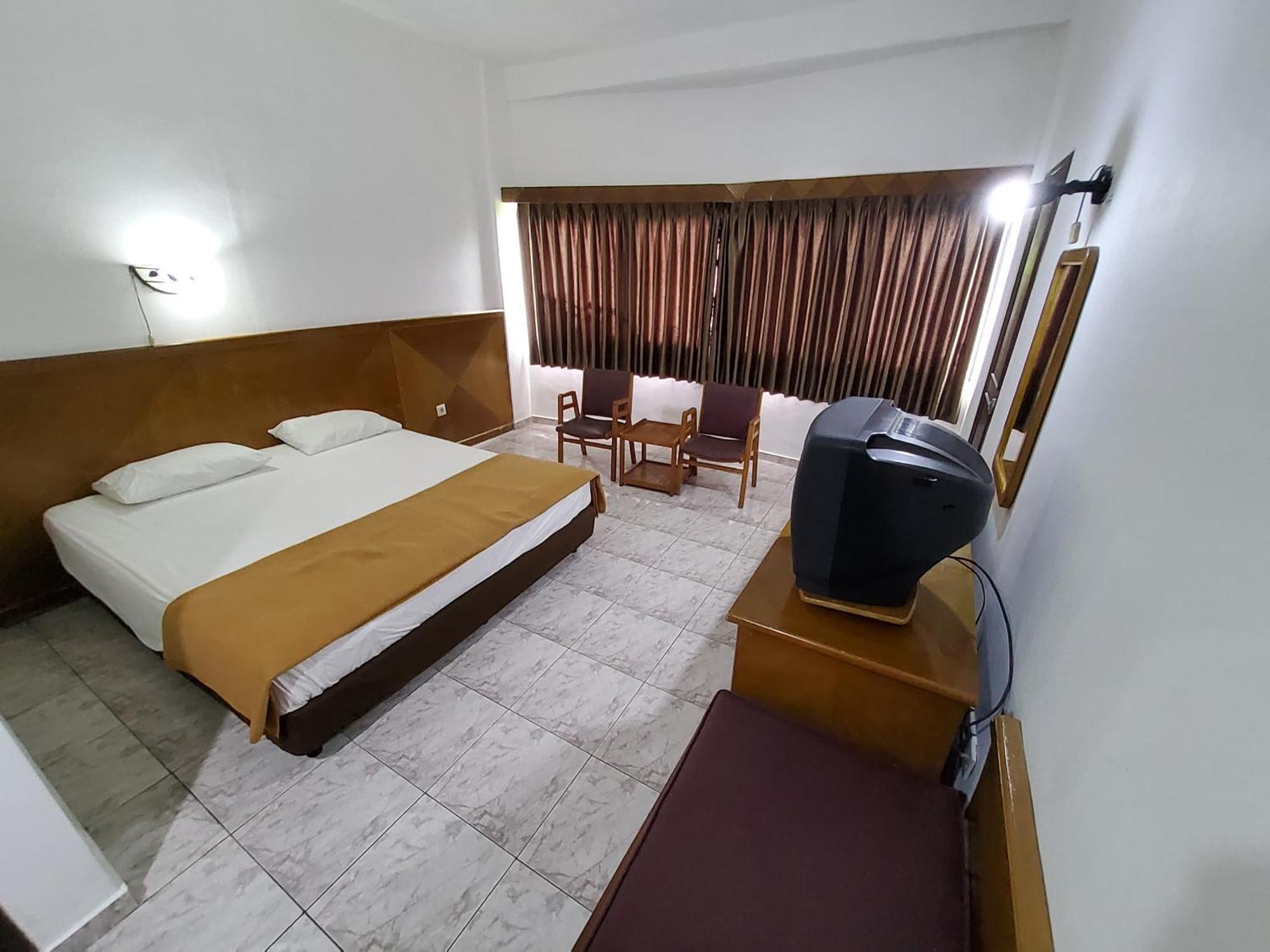 Hotel Kumala Samudra Cikakak Εξωτερικό φωτογραφία