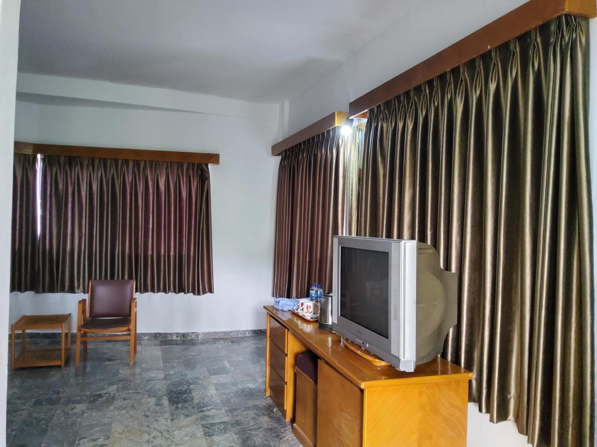 Hotel Kumala Samudra Cikakak Εξωτερικό φωτογραφία